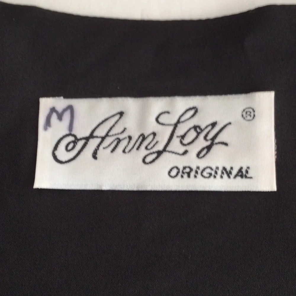 Ann Loy Original Vest Beautiful colors green red and lavender size M NWOT #379